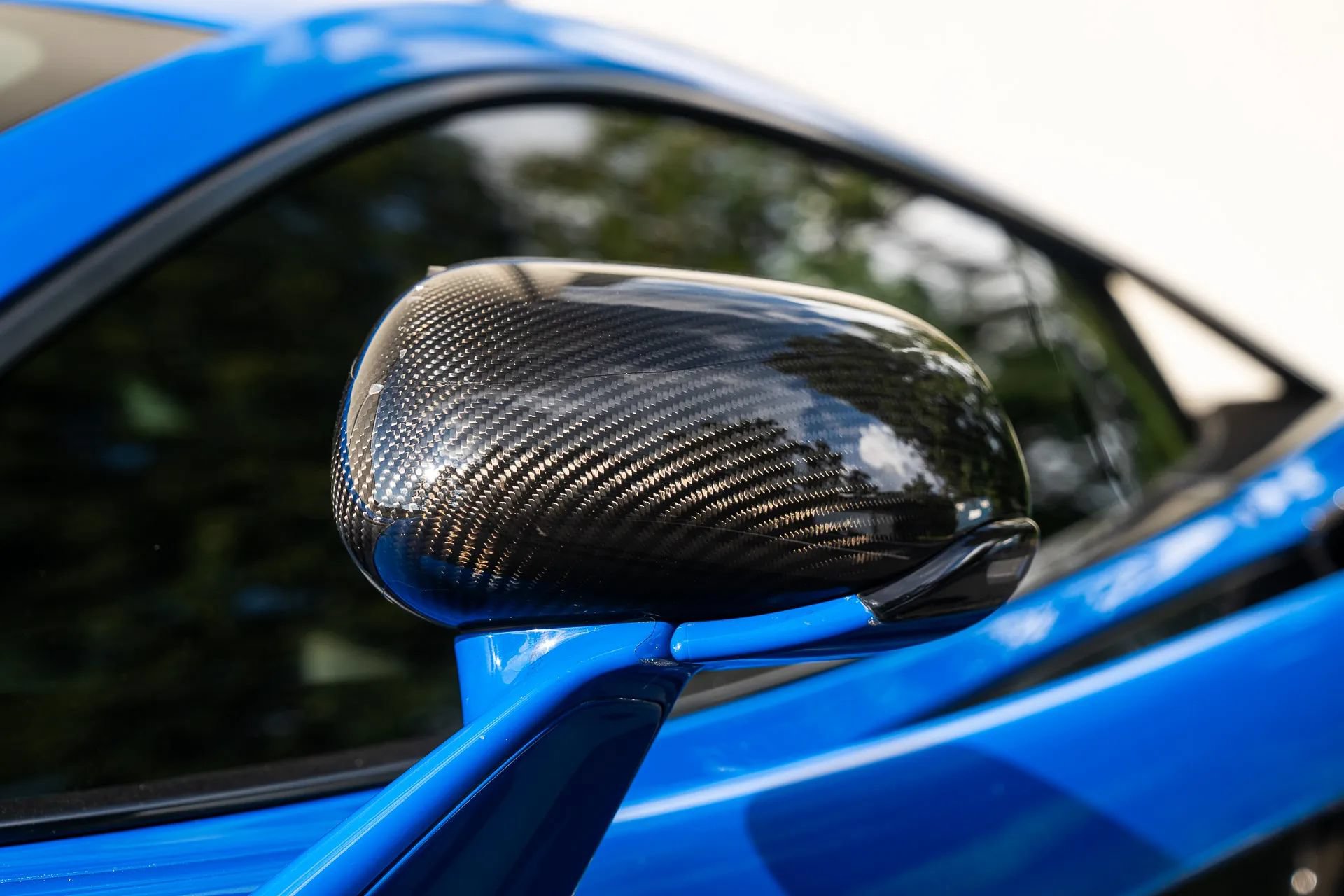 Used 2019 McLaren 600LT RWD image 18