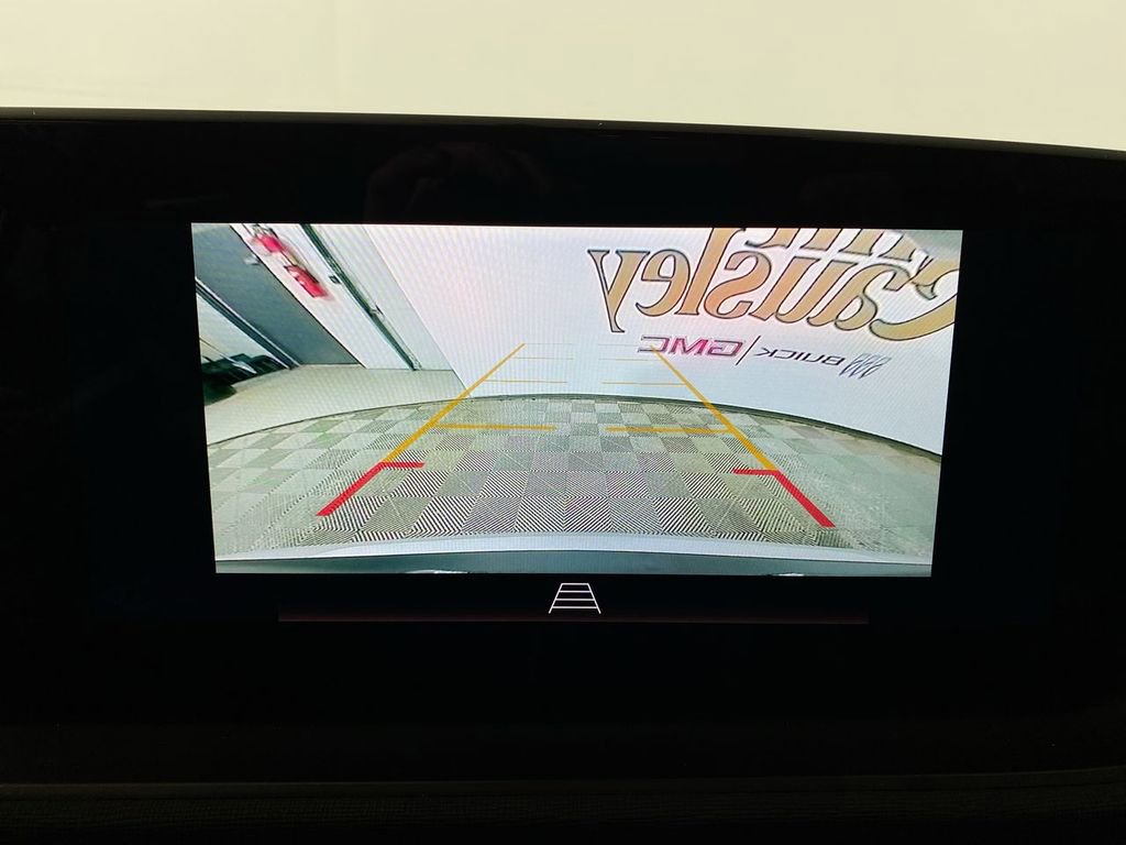 Certified 2024 Buick Envista Preferred w/ Convenience I Package image 17