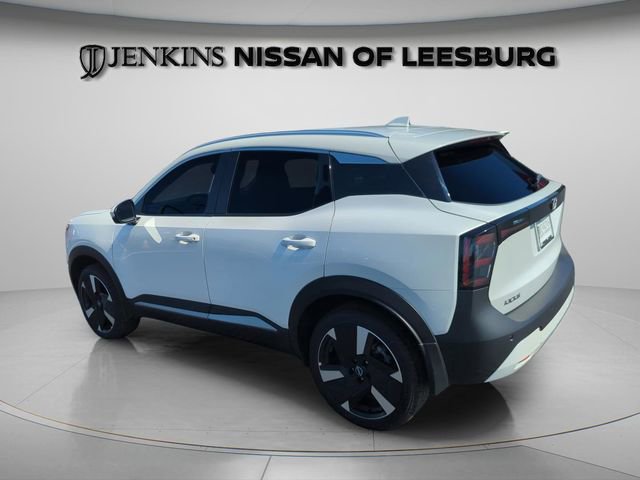 Certified 2025 Nissan Kicks SR FWD image 9