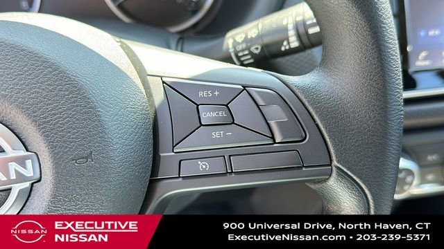 Used 2025 Nissan Kicks Play S image 13