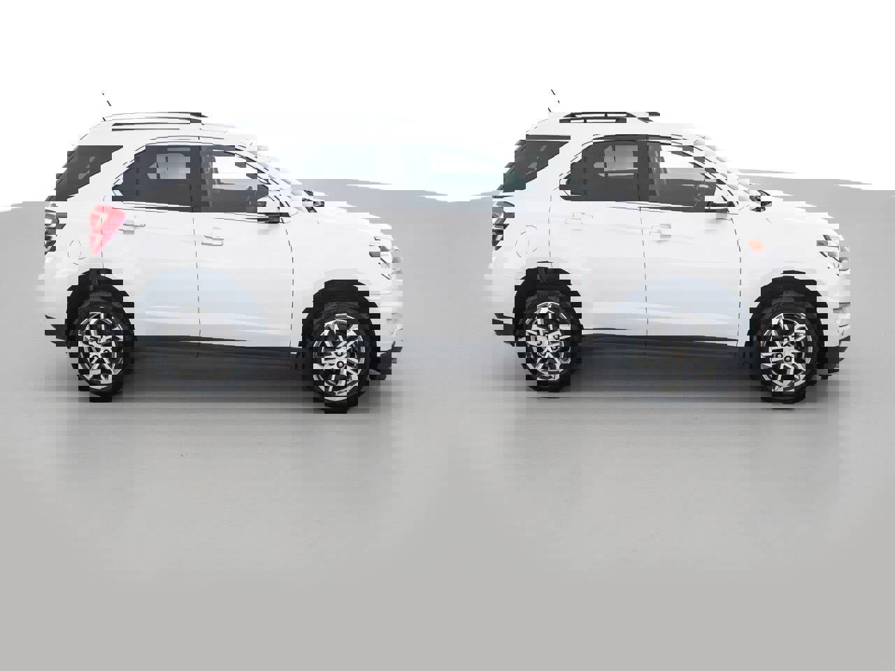 Used 2016 Chevrolet Equinox LTZ w/ Enhanced Convenience Package image 4