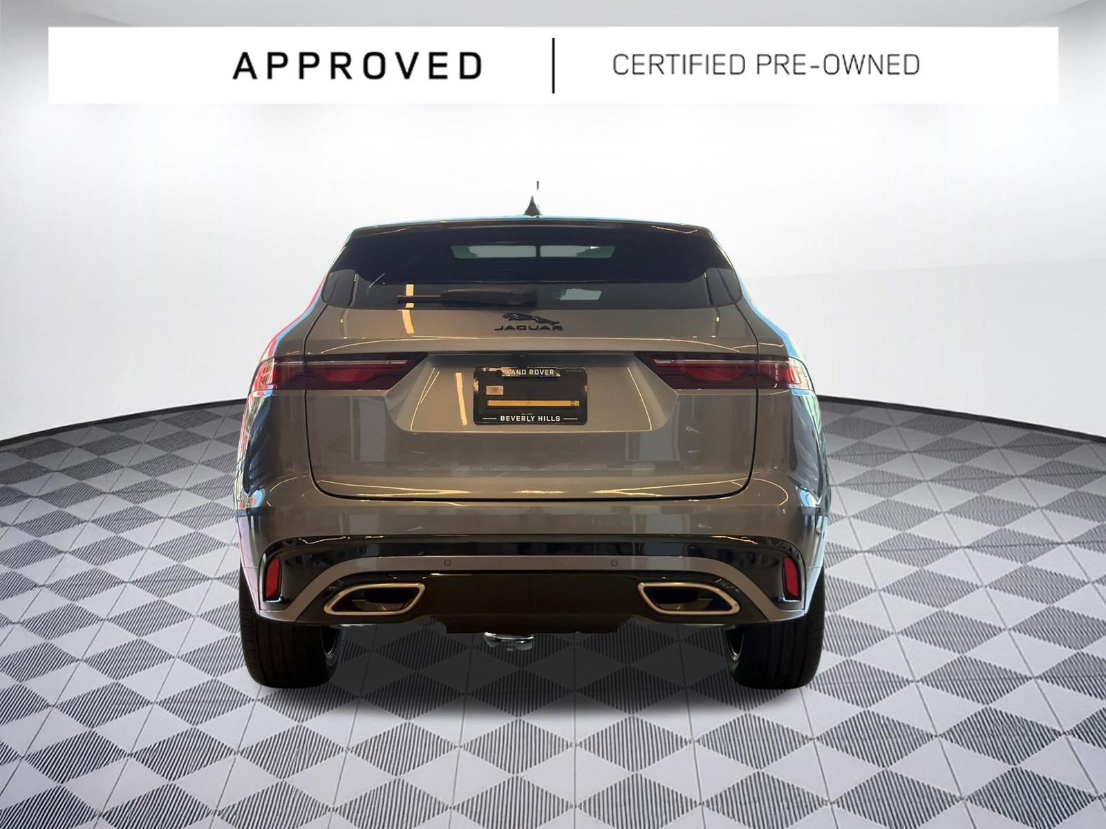 Used 2025 Jaguar F-PACE R-Dynamic S AWD/4WD image 10