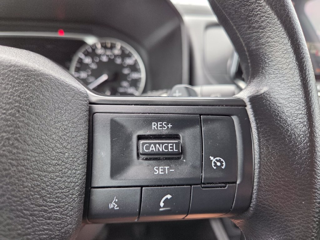 Used 2026 Nissan Rogue S FWD image 14