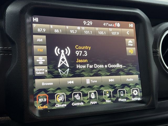 Used 2022 Jeep Wrangler Unlimited Sahara w/ Cold Weather Group image 13