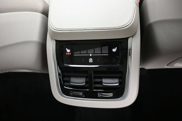 Used 2023 Volvo XC90 B6 Plus w/ Protection Package AWD/4WD image 34