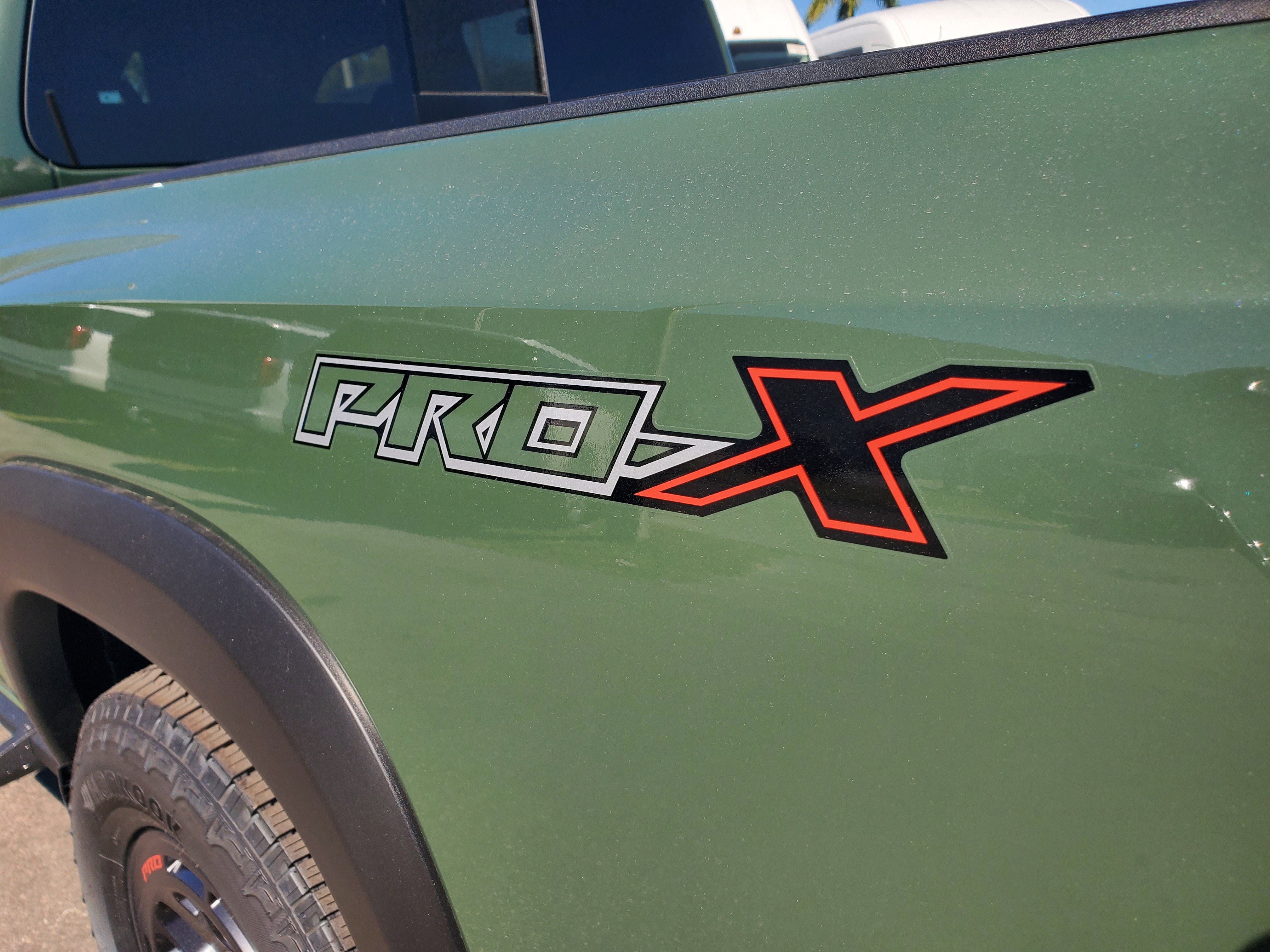 New 2026 Nissan Frontier Pro-X w/ Tow Package RWD image 7