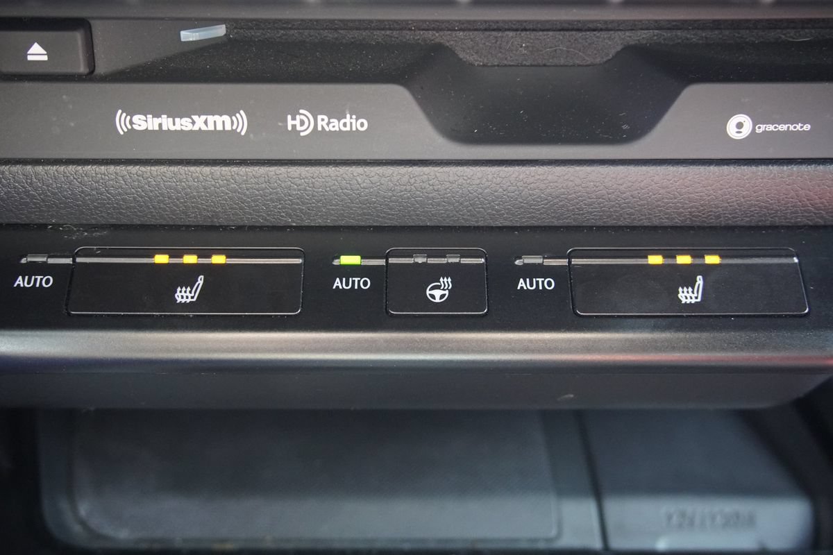 Used 2019 Lexus UX 250h F Sport w/ F Sport Premium Package AWD/4WD image 21