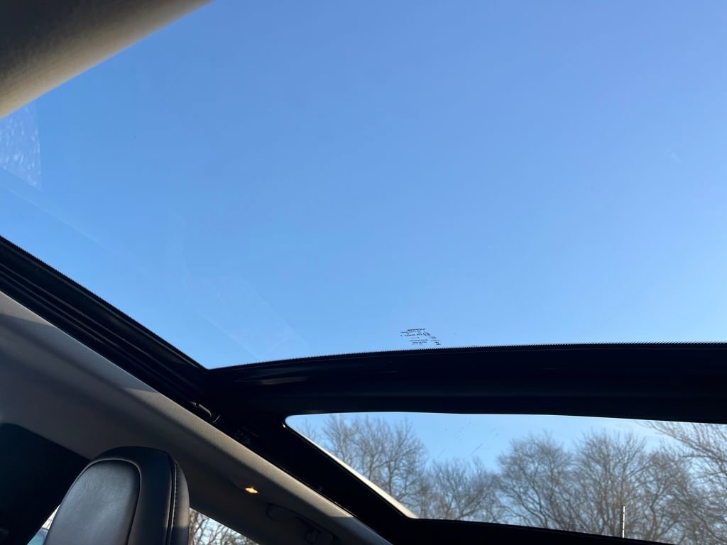 Used 2021 Jeep Cherokee Latitude Lux w/ Sun & Sound Group image 5