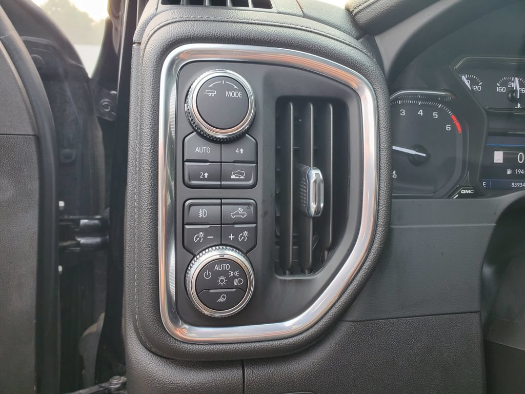 Used 2021 GMC Sierra 1500 SLT w/ SLT Convenience Package AWD/4WD image 20