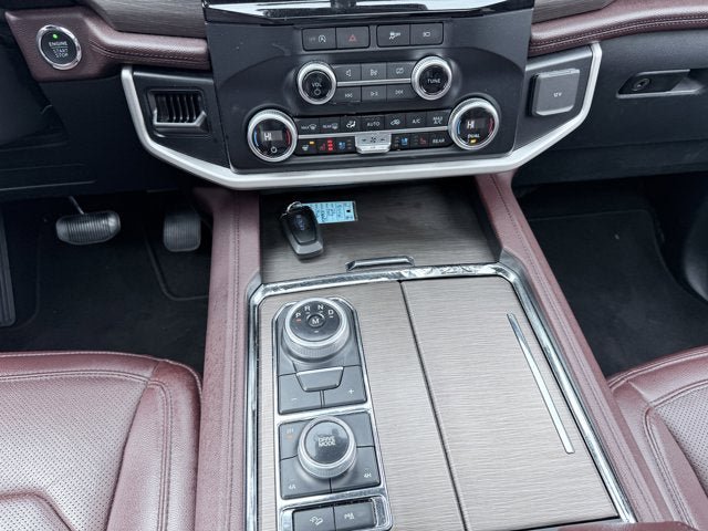 Used 2024 Ford Expedition Max Limited AWD/4WD image 19