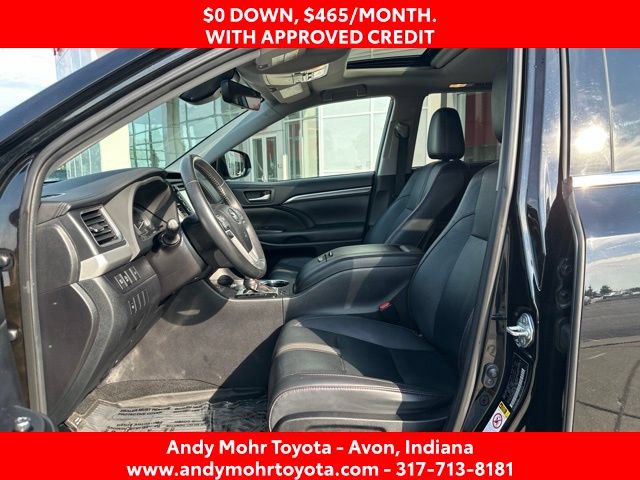 Used 2019 Toyota Highlander SE AWD/4WD image 10