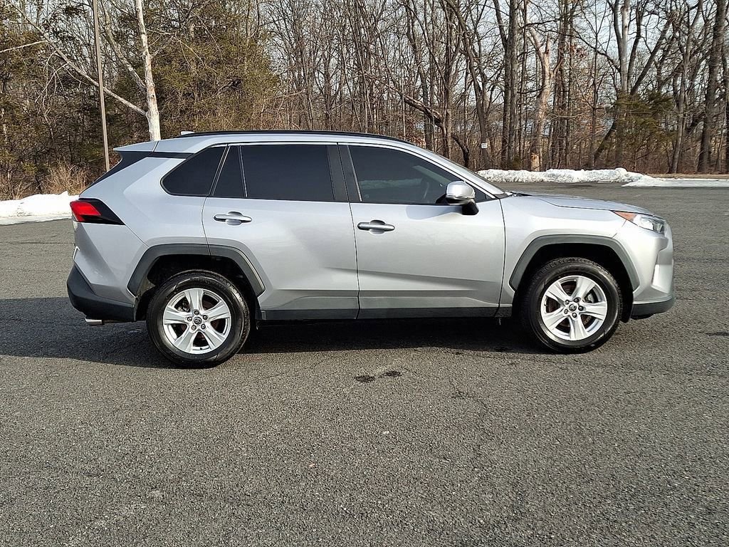 Used 2021 Toyota RAV4 XLE w/ Convenience Package AWD/4WD image 10