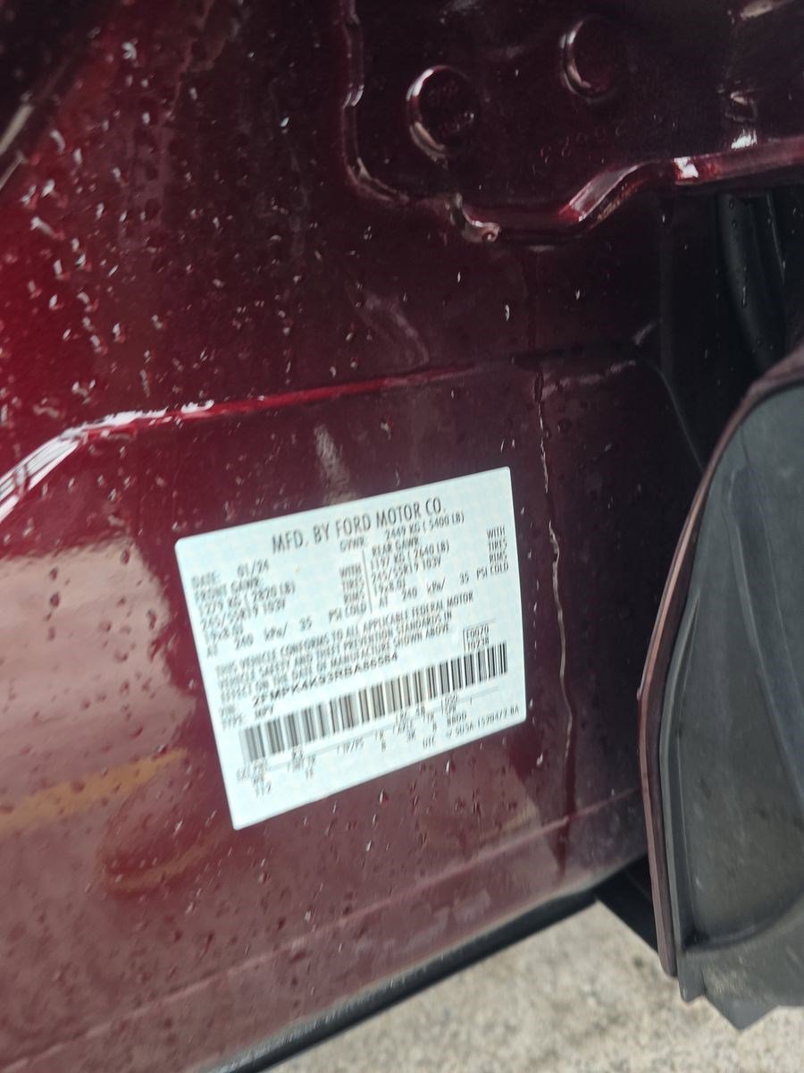 Used 2024 Ford Edge Titanium w/ Equipment Group 301A image 20