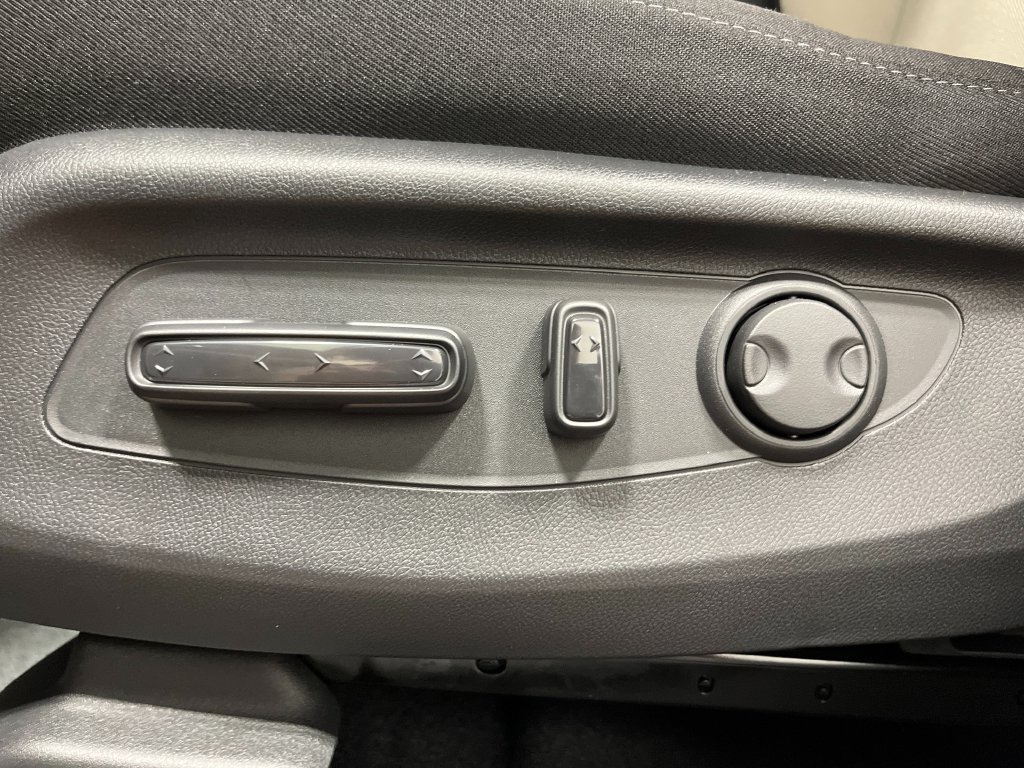 Certified 2026 Honda CR-V EX image 18