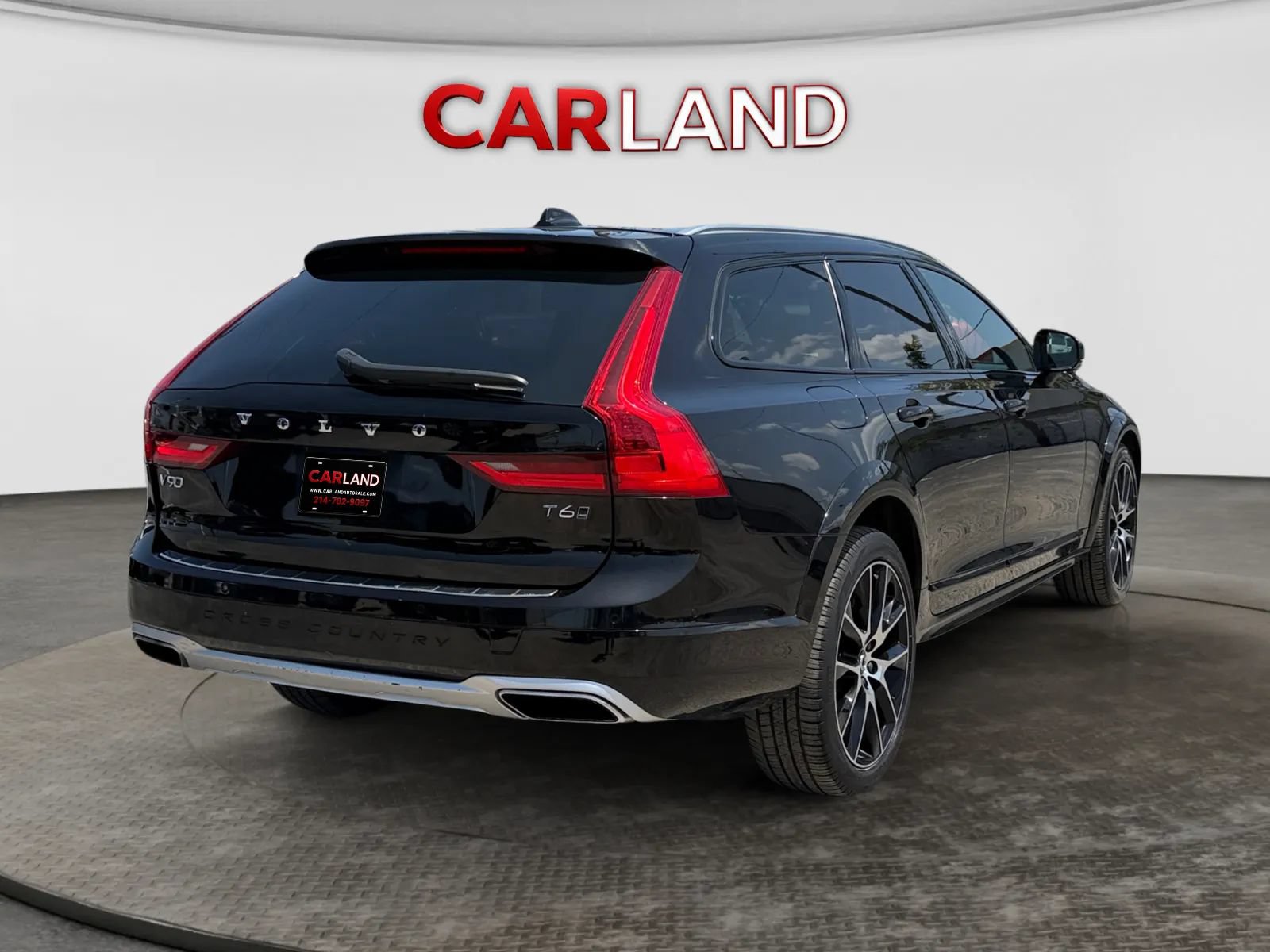 Used 2018 Volvo V90 T6 Cross Country w/ Convenience Package AWD/4WD image 6