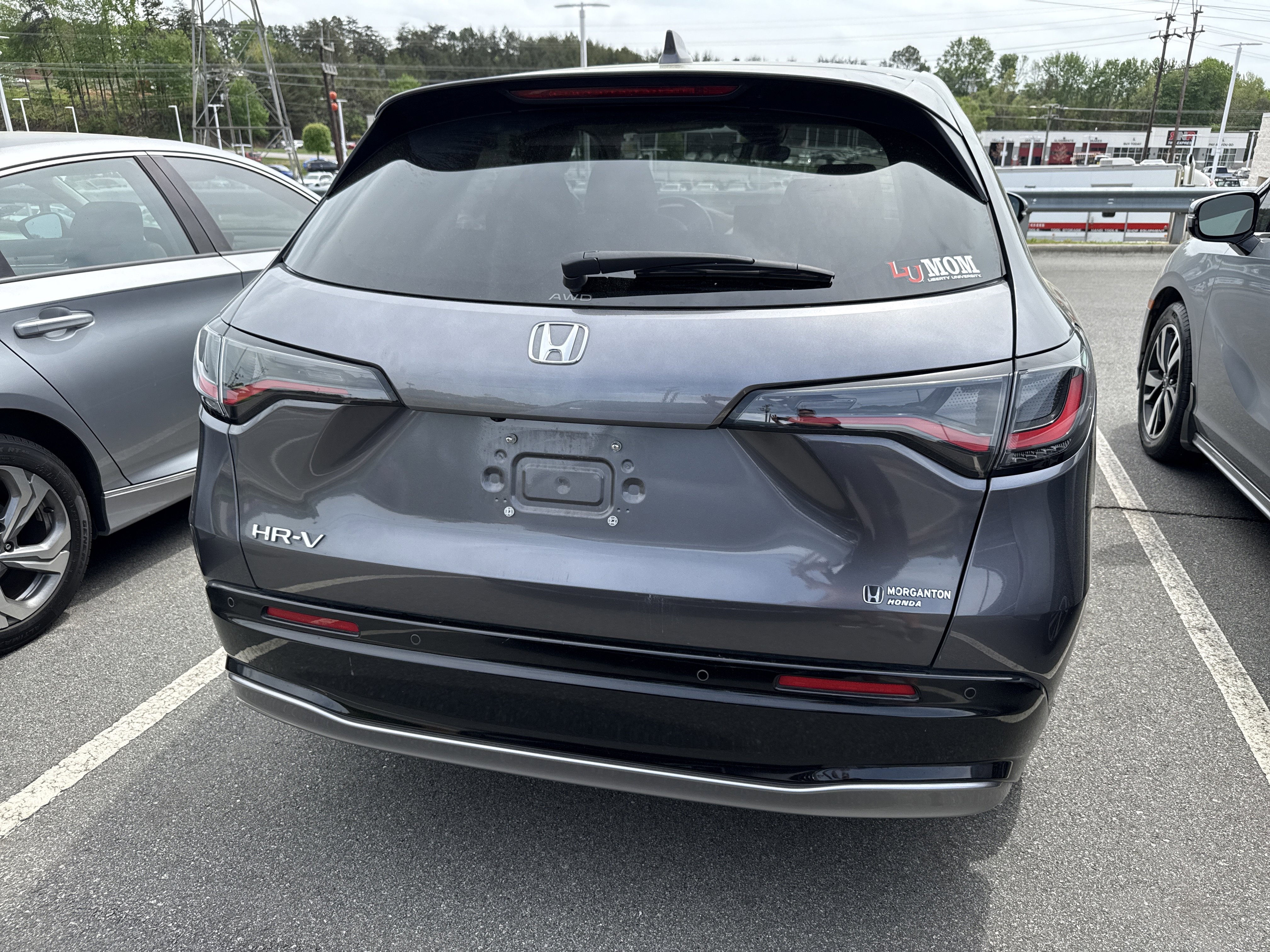 Used 2024 Honda HR-V EX-L image 9