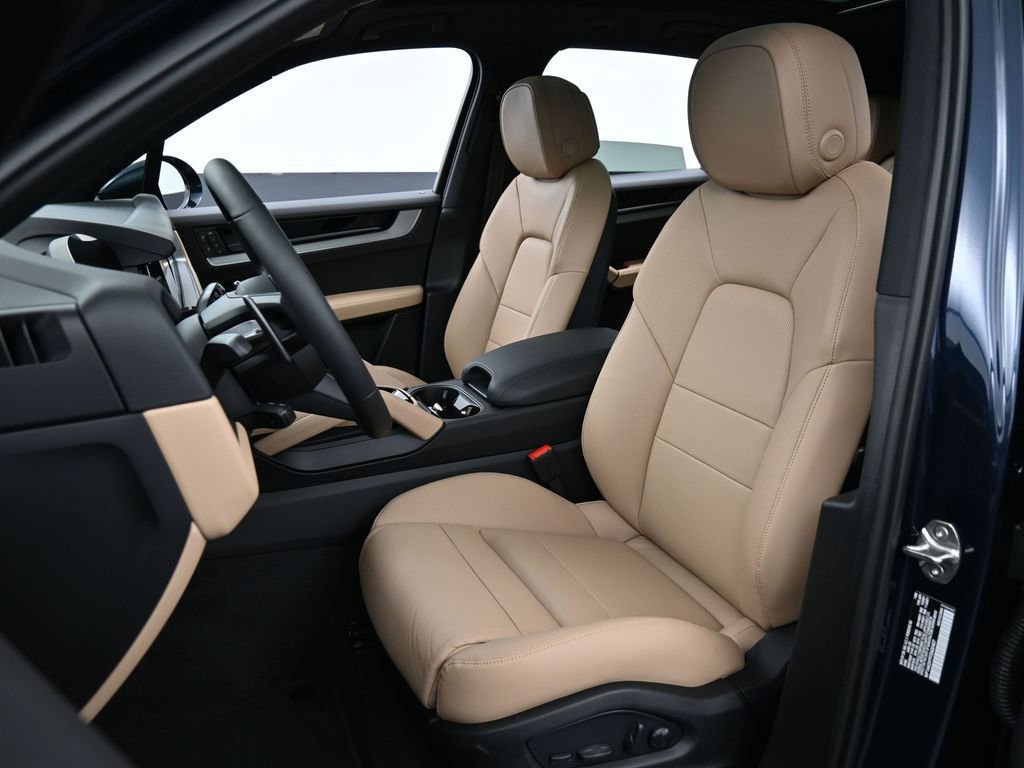 New 2026 Porsche Cayenne image 5