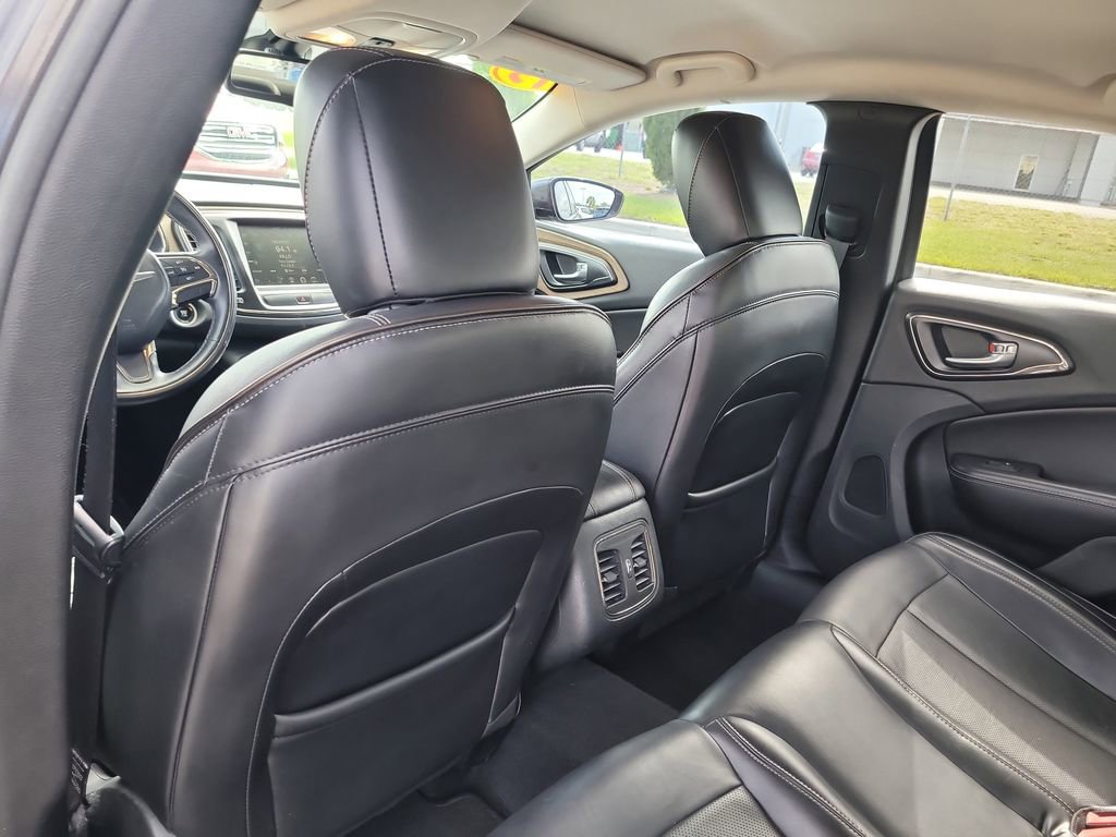 Used 2015 Chrysler 200 C w/ Navigation & Sound Group I image 9