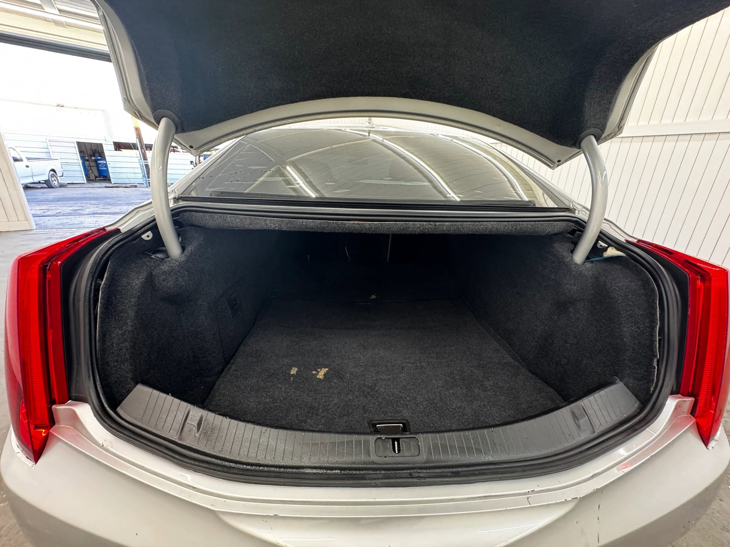 Used 2014 Cadillac XTS Luxury image 15