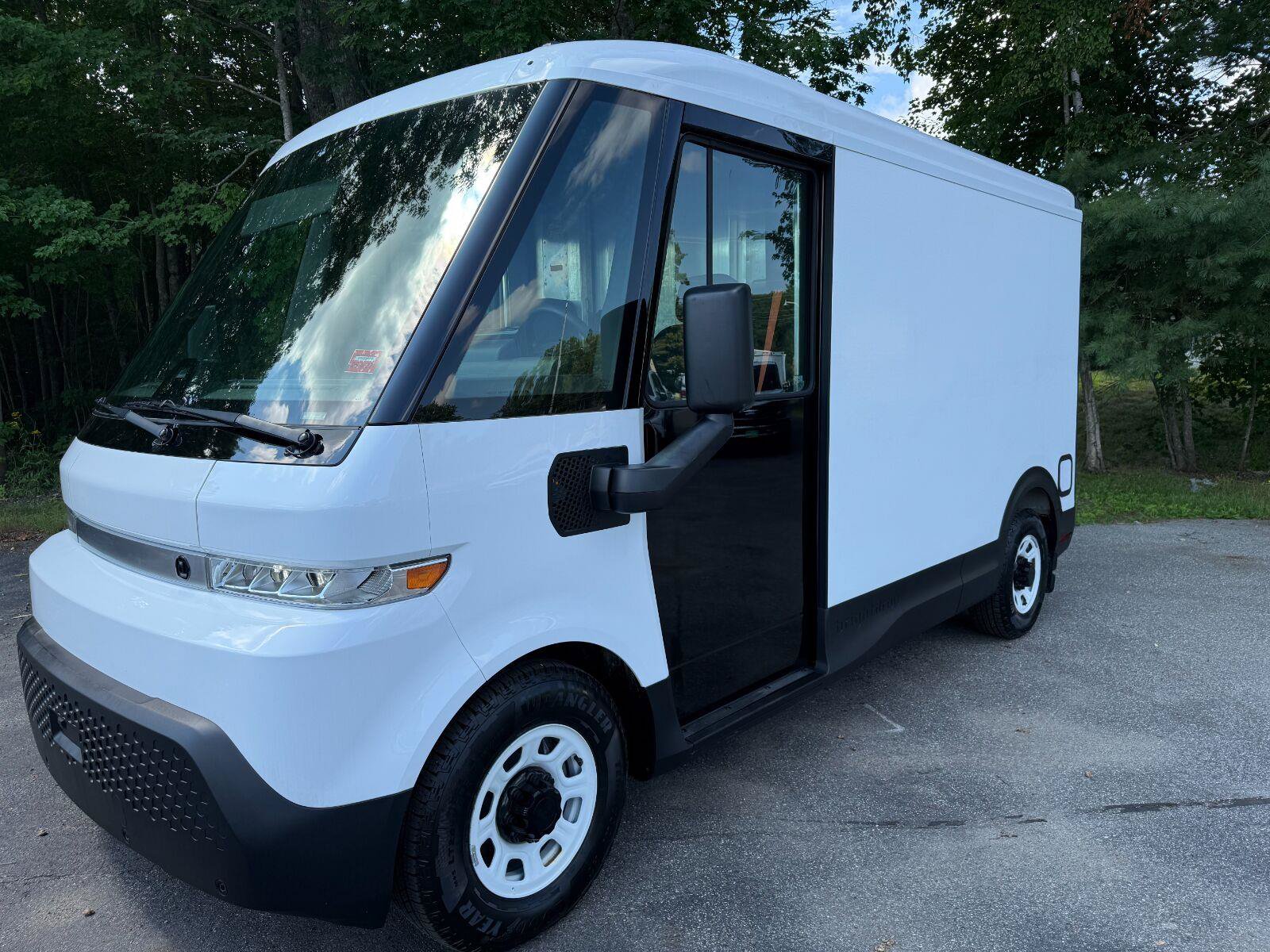 Used 2024 Chevrolet Brightdrop 400 w/ Commercial Equipment Package