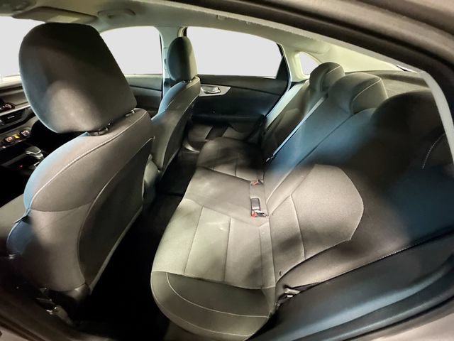 Used 2023 Kia Forte LXS w/ LXS Technology Package FWD image 23