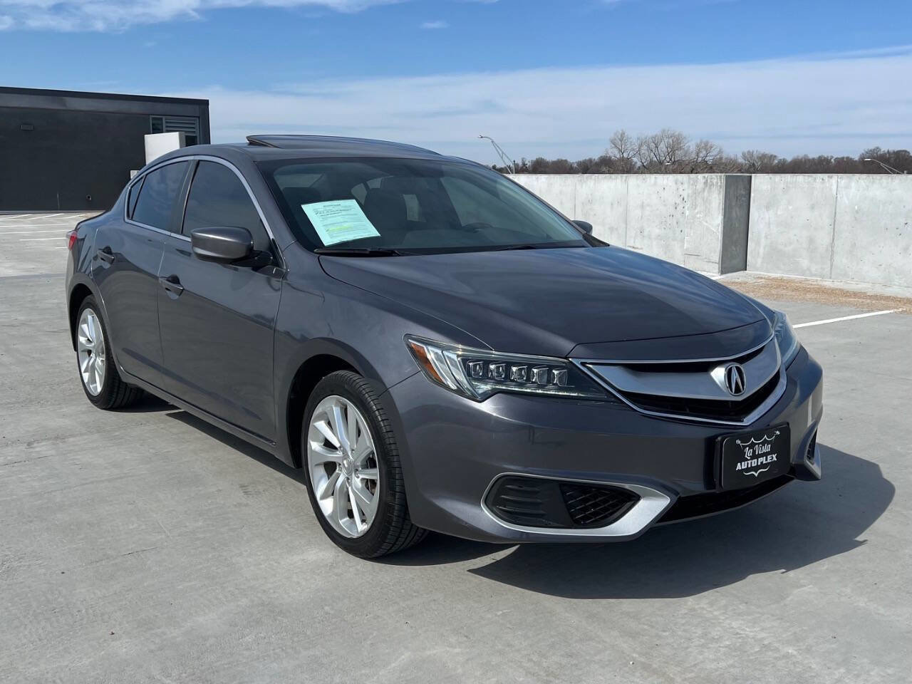 Used 2017 Acura ILX image 3