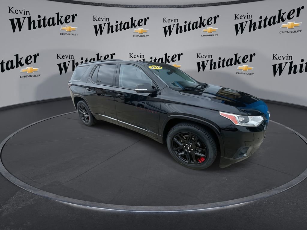 Certified 2019 Chevrolet Traverse Premier w/ Redline Edition FWD image 2