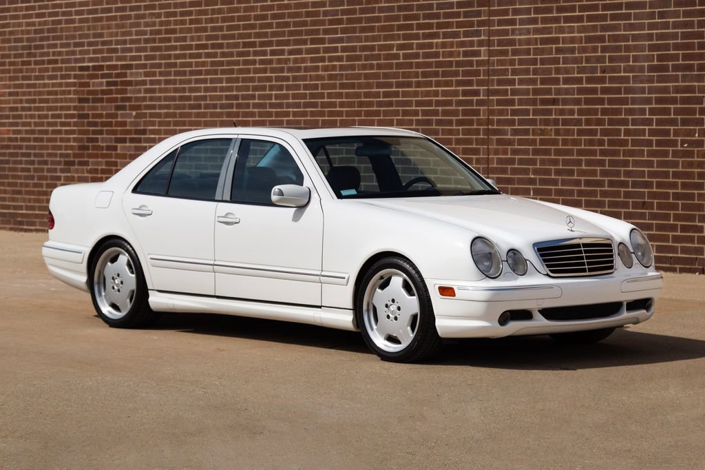 Used 2000 Mercedes-Benz E 55 AMG Sedan image 7