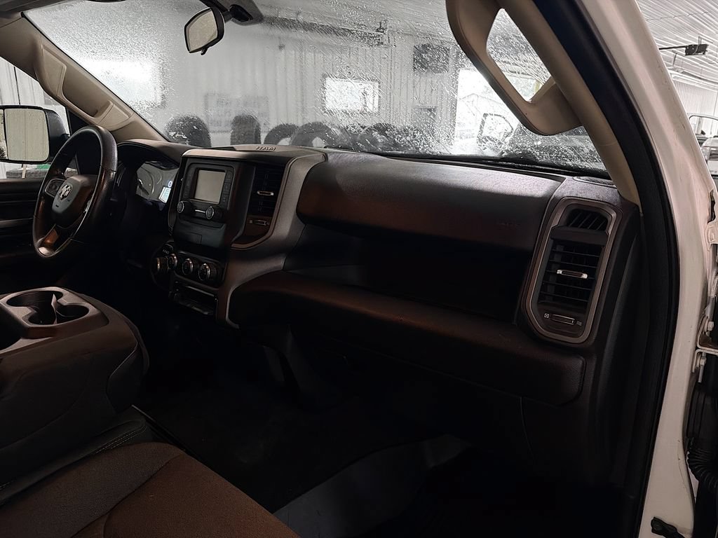 Used 2019 RAM 1500 Tradesman w/ SXT Appearance Group AWD/4WD image 12