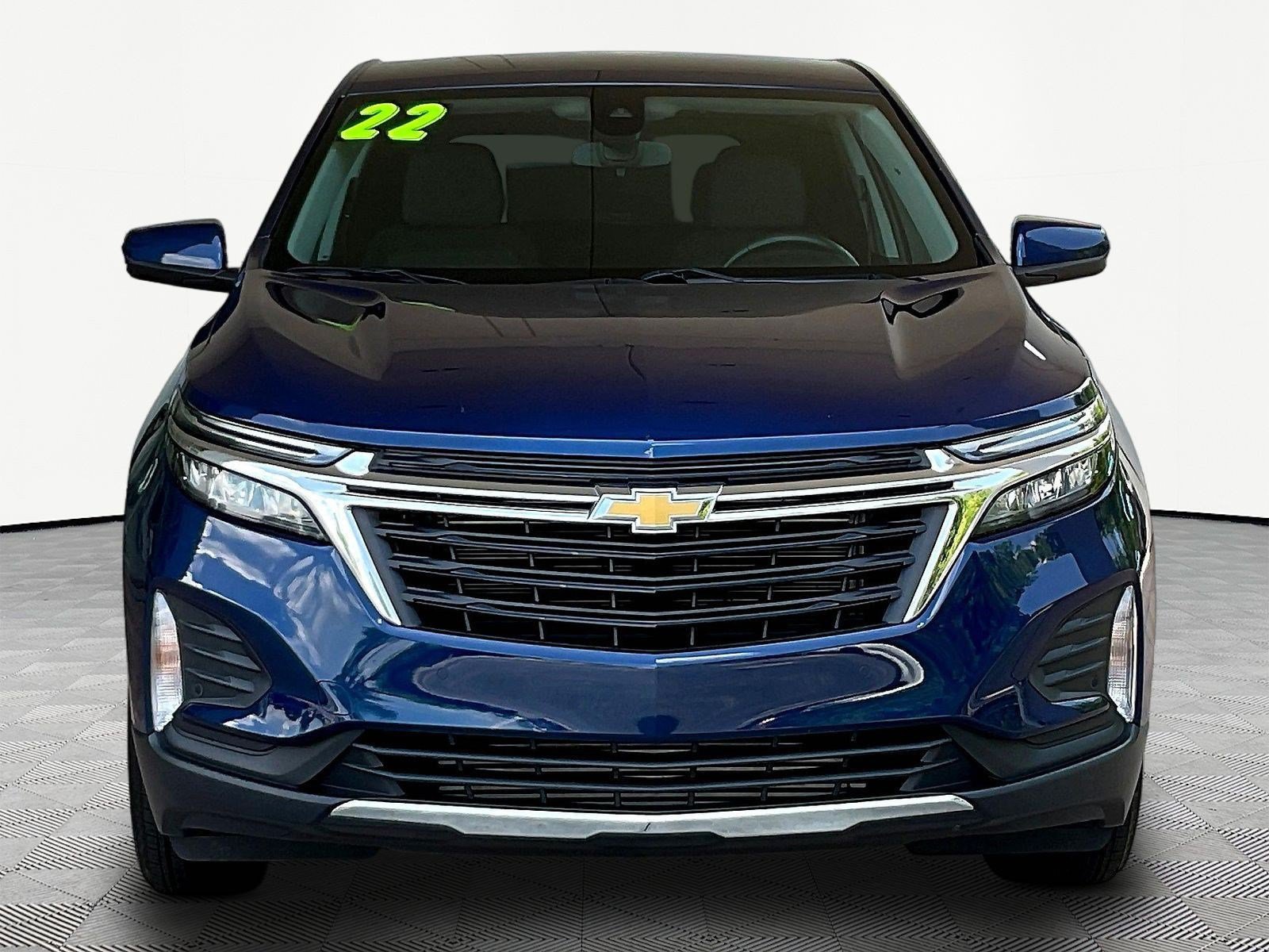 Used 2022 Chevrolet Equinox LT FWD image 2