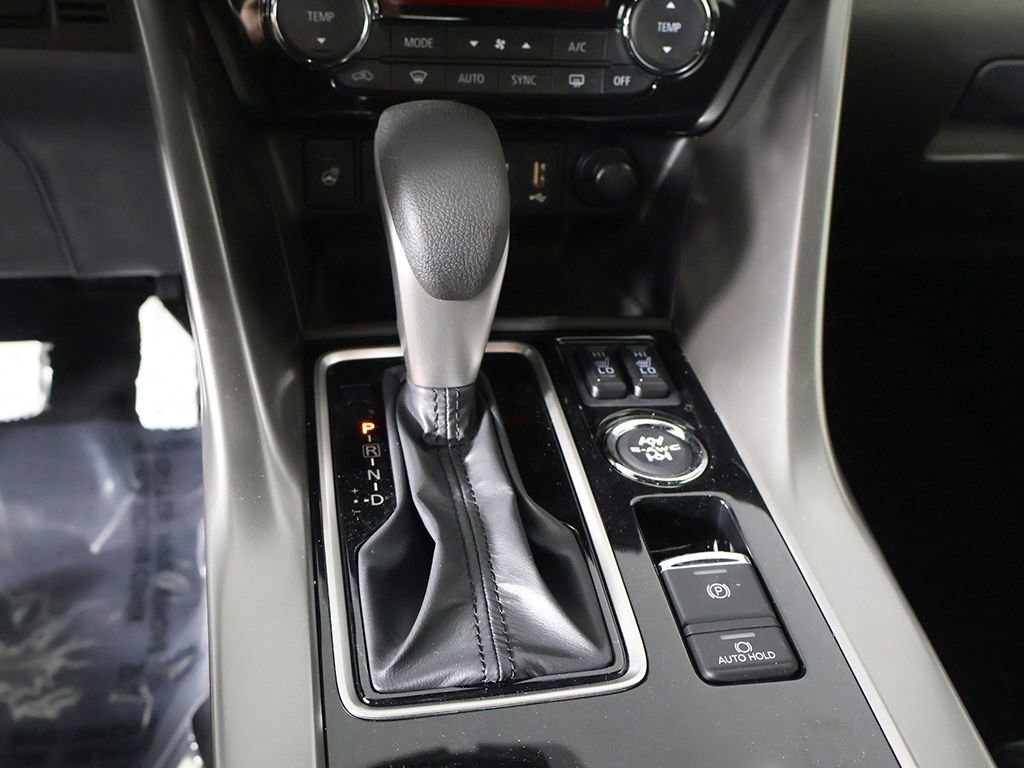 New 2026 Mitsubishi Eclipse Cross Black Edition AWD/4WD image 43