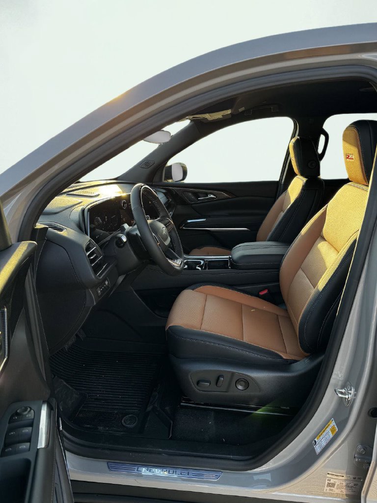 New 2027 Chevrolet Traverse Z71 w/ Enhanced Driving Package AWD/4WD image 28