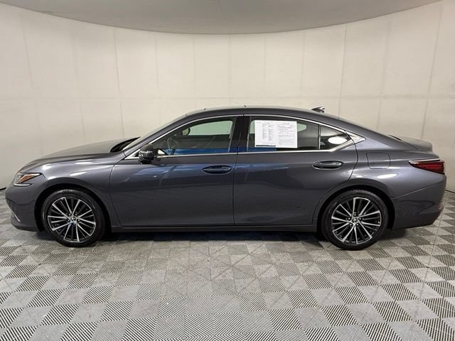 Used 2022 Lexus ES 350 w/ Premium Package FWD image 3