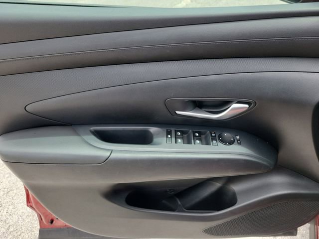 Used 2025 Hyundai Tucson SEL FWD image 16