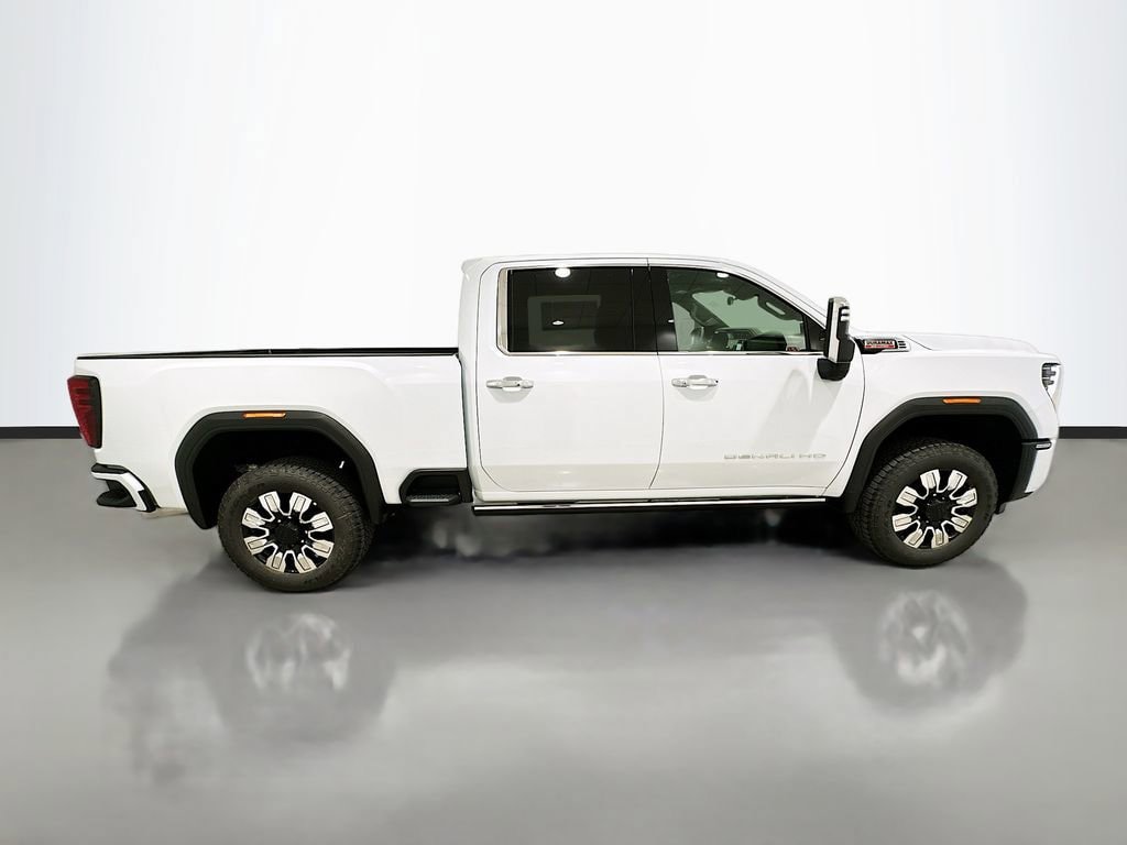 New 2026 GMC Sierra 2500 Denali w/ Denali Reserve Package AWD/4WD image 8