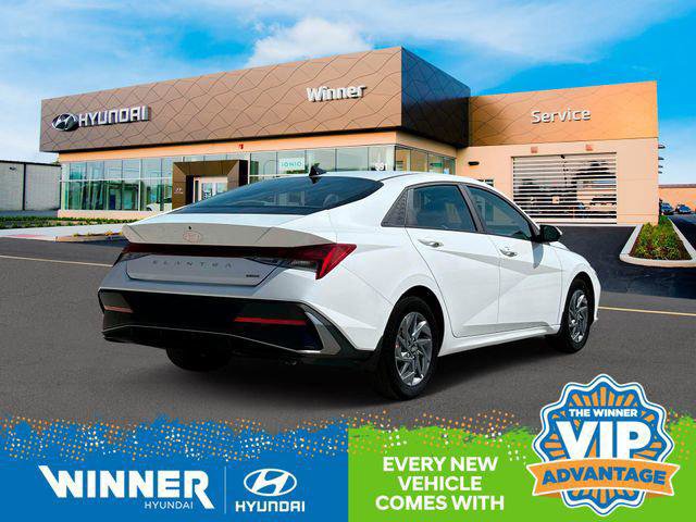 New 2025 Hyundai Elantra Blue image 7