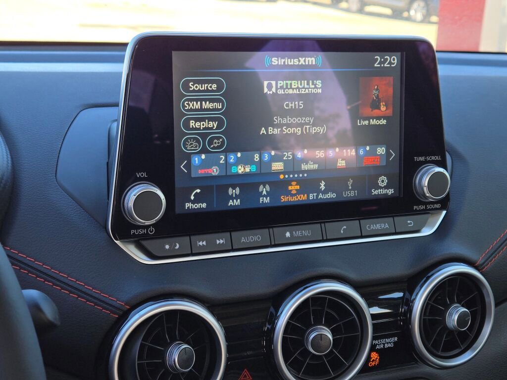 Used 2025 Nissan Sentra SR w/ SR Premium Package image 28