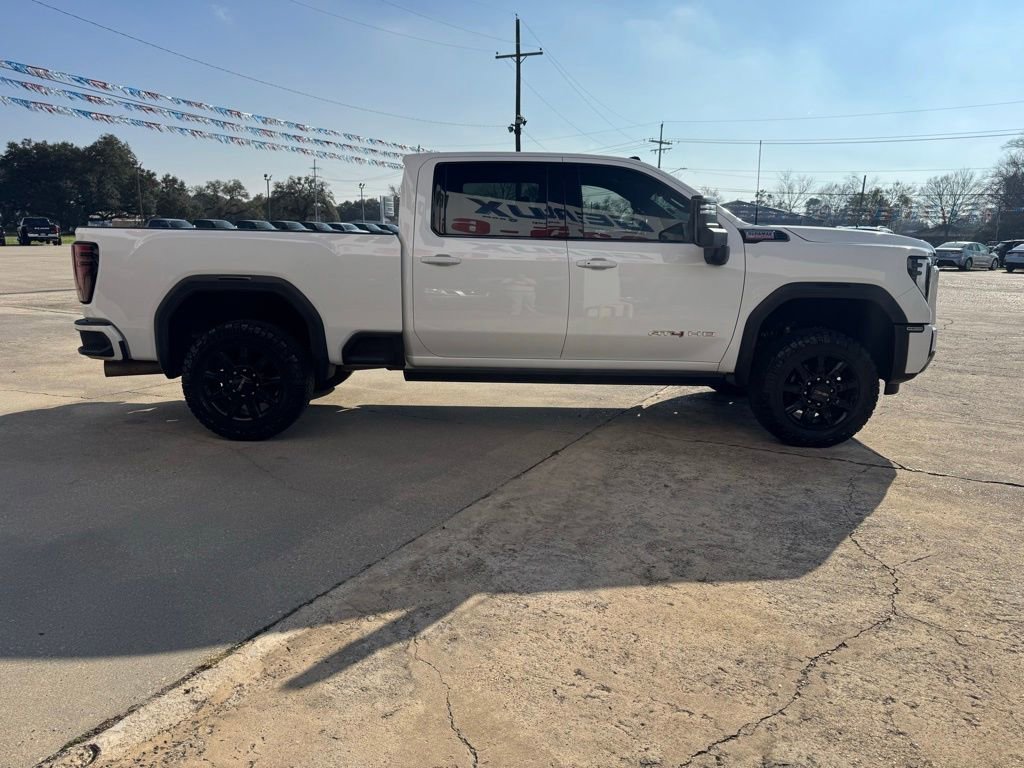 Used 2024 GMC Sierra 2500 AT4 w/ AT4 Preferred Package image 7