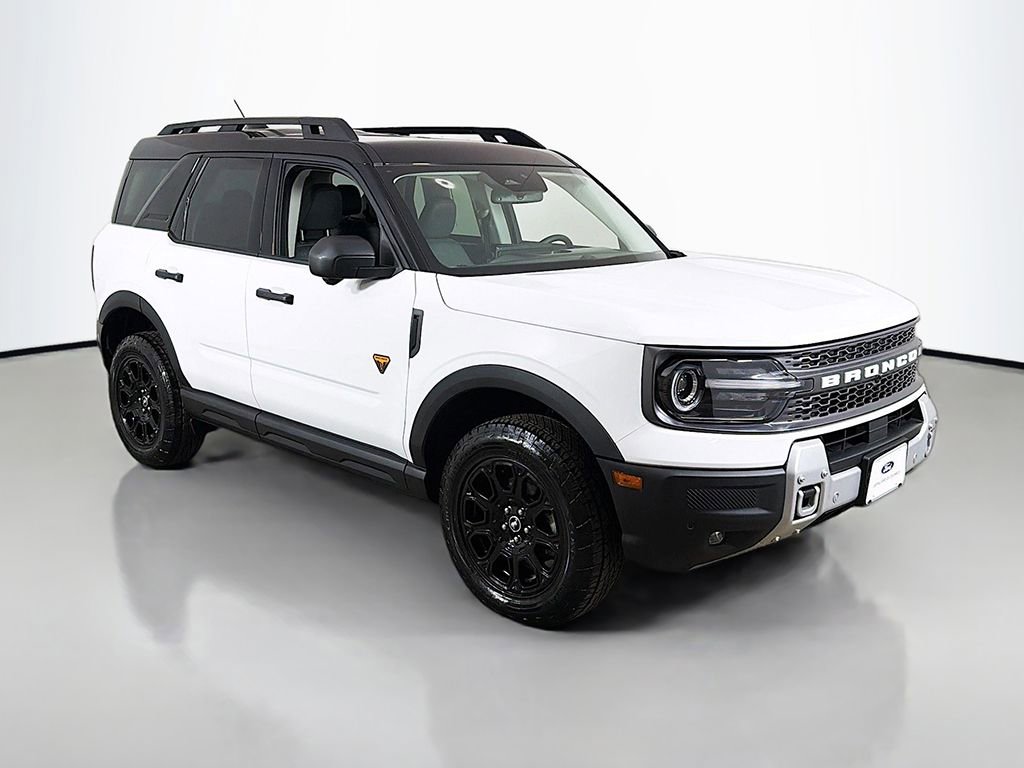 Used 2025 Ford Bronco Sport Badlands image 2