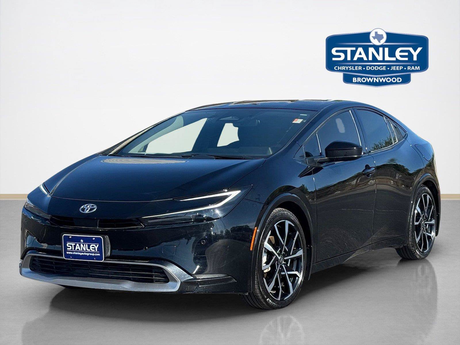 Used 2026 Toyota Prius Plug-In Hybrid FWD image 3