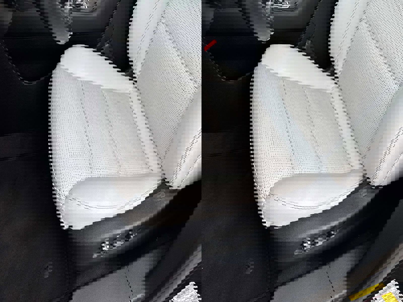 Certified 2024 Cadillac XT4 Sport image 20