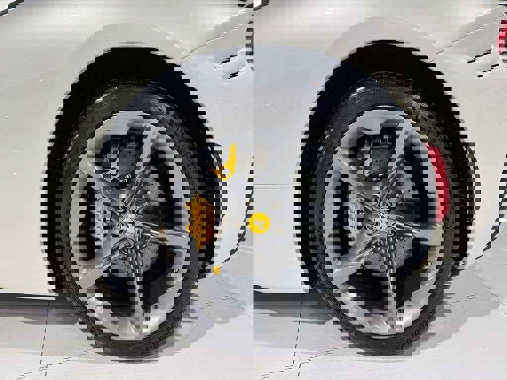 Used 2021 Ferrari SF90 Stradale image 40