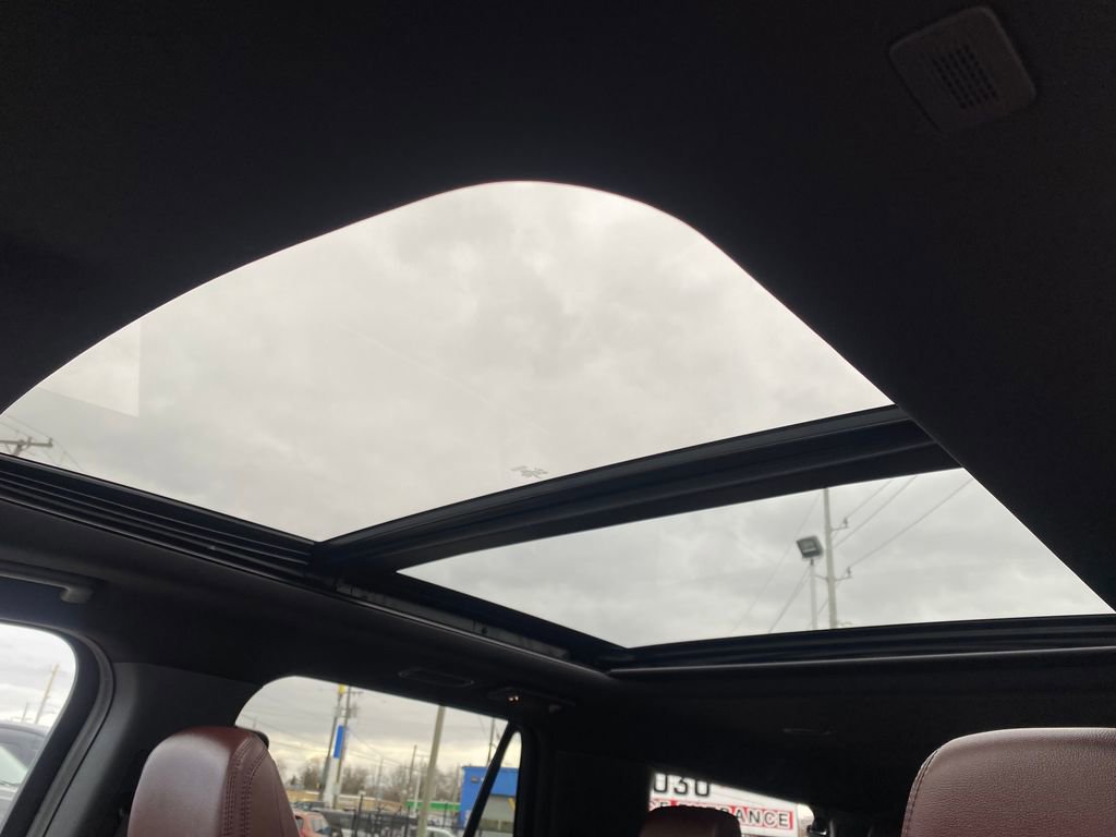 Used 2024 Ford Expedition Max Limited image 14