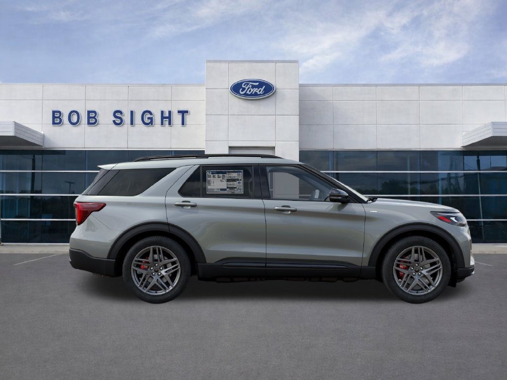 New 2027 Ford Explorer ST-Line w/ Premium Package AWD/4WD image 7