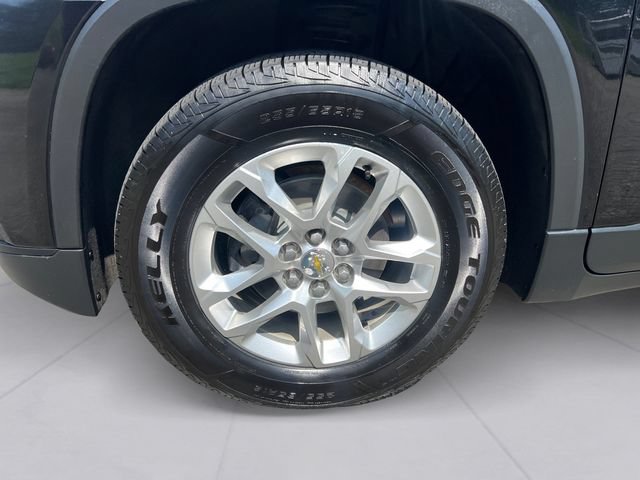 Used 2020 Chevrolet Traverse LS w/ LPO, Floor Liner Package AWD/4WD image 9