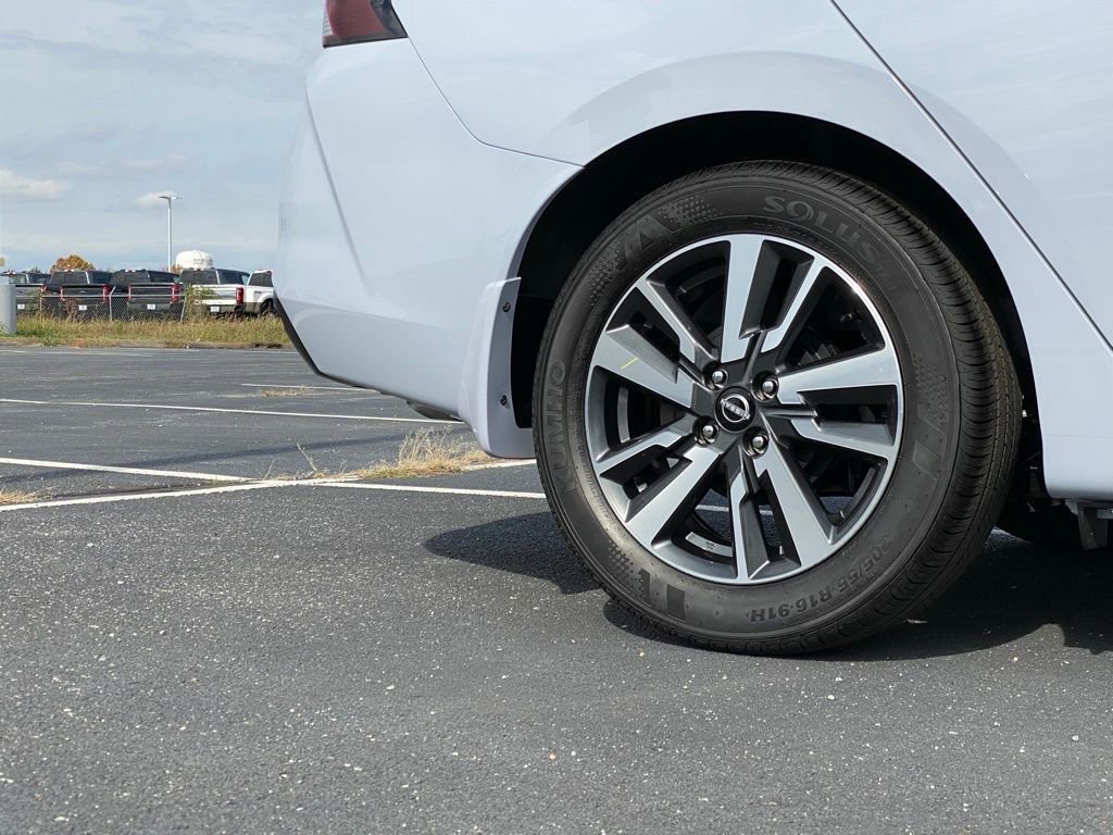 New 2025 Nissan Versa SV w/ Trunk Package image 31