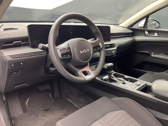 Used 2025 Kia K5 LXS FWD image 8