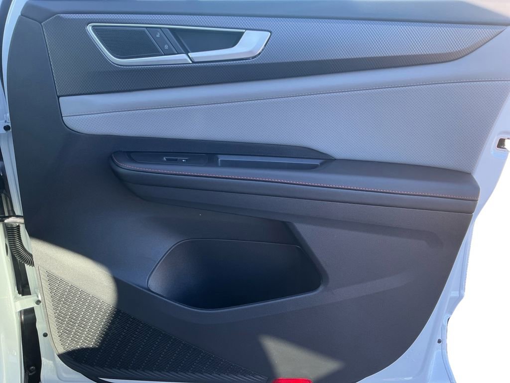 New 2026 Volkswagen Atlas Peak Edition image 16