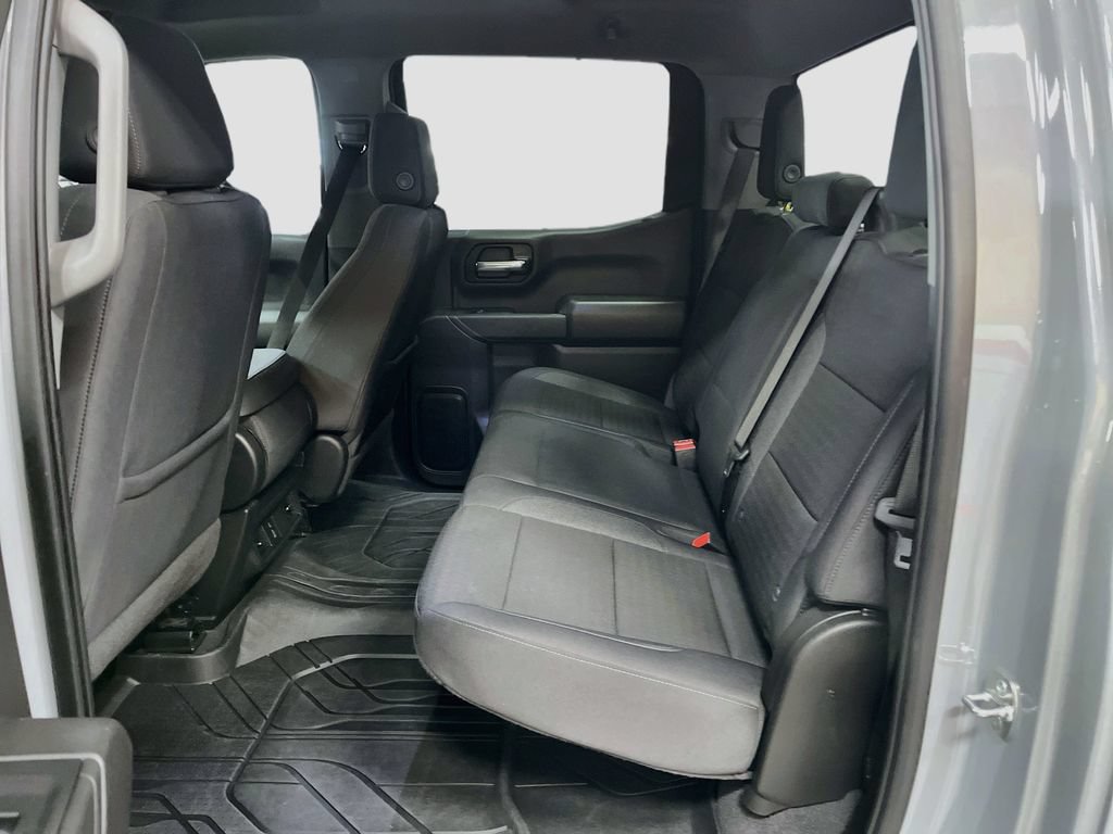 Used 2025 Chevrolet Silverado 1500 Custom w/ Turbomax Blackout Package AWD/4WD image 23