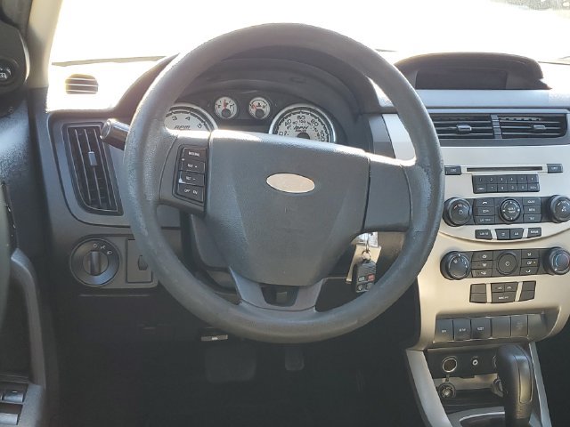 Used 2008 Ford Focus SES FWD image 12